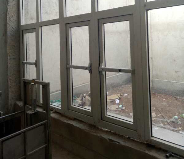 乌伊岭防爆窗改造