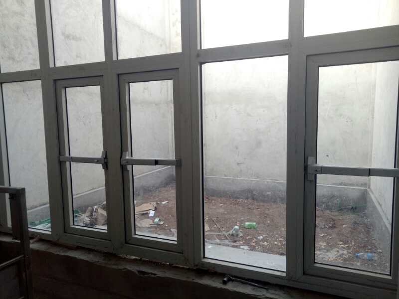 乌伊岭工业泄爆窗