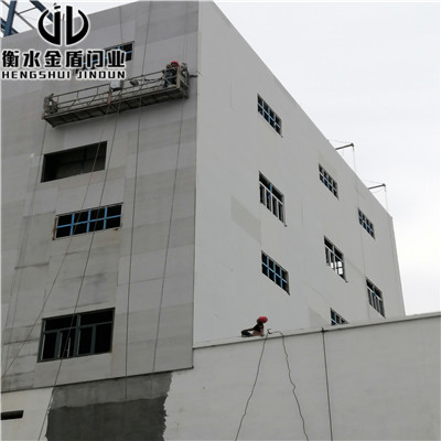 乌伊岭成记药业轻质泄爆墙安装现场