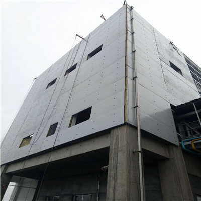 乌伊岭轻型泄爆墙